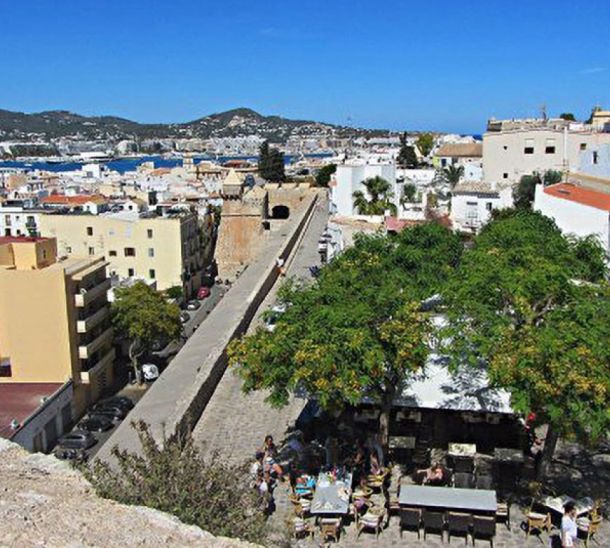 Plaza del Sol reopens on April 1st